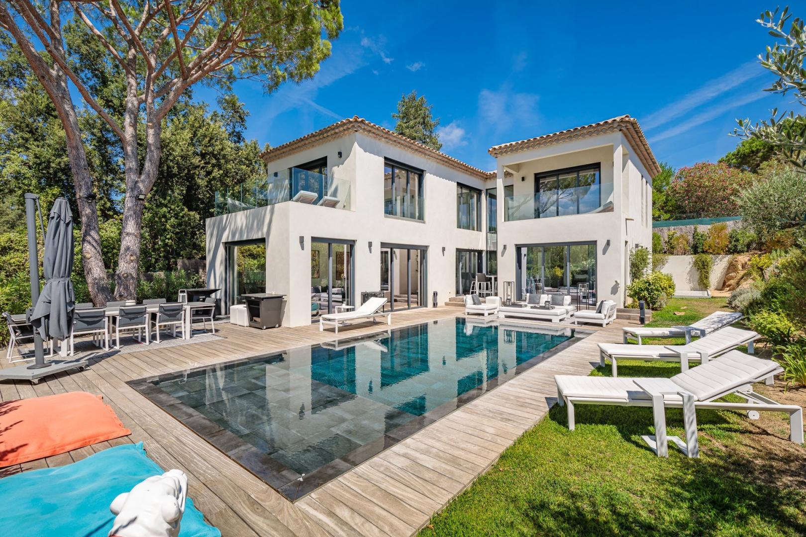 Luxury interior design for villas and flats on the French Riviera