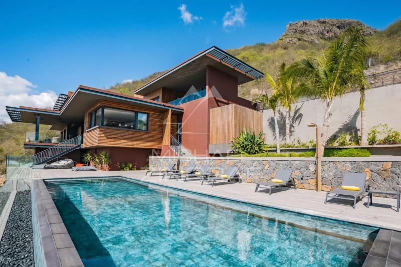 Somptueuse villa 5 chambres - Riviere Noire